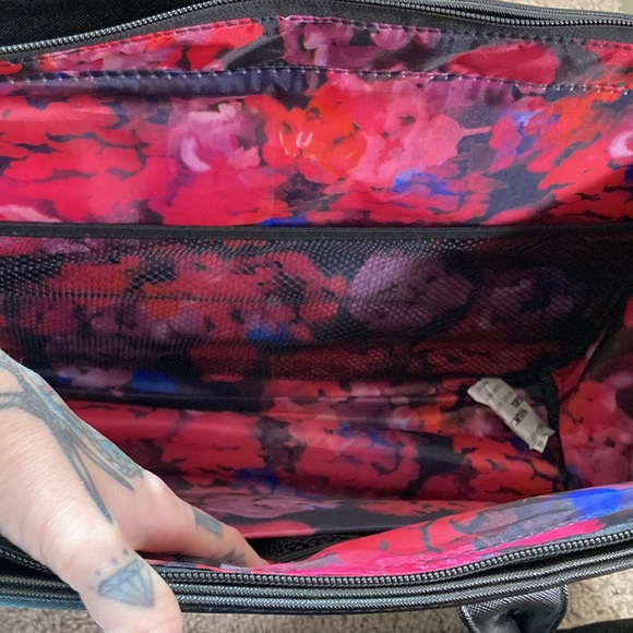 NWOT Mary Kay bag - Picture 5 of 6